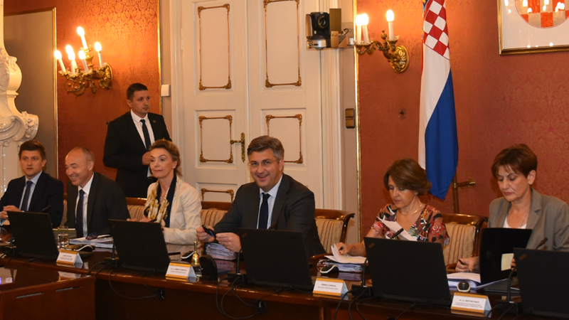 Predsjednik Vlade: Čestitam novim ministrima na izboru, Vlada nastavlja rješavati probleme i provoditi svoj Program  